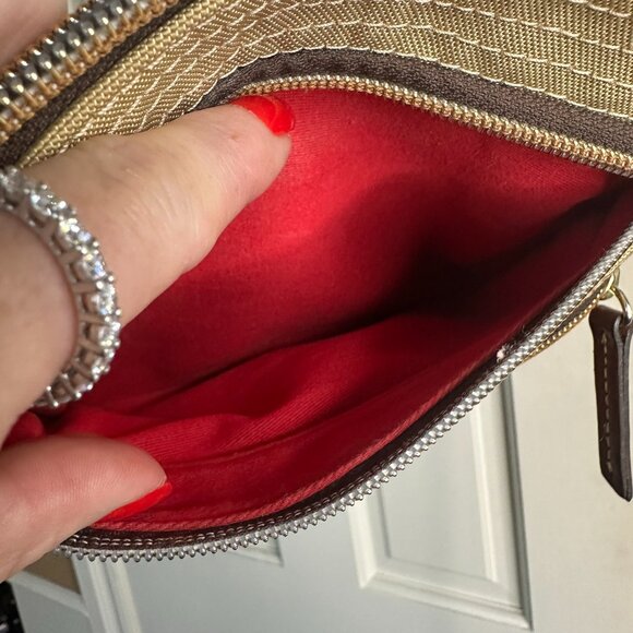 DOONEY & BURKE NORTH SOUTH NYLON TRIPLE ZIP CROSSBODY – KHAKI - Picture 7 of 7